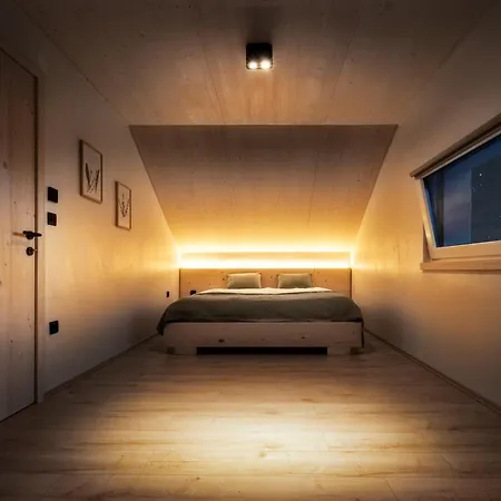 Retreat With Hot Tub & Sauna Chalet *