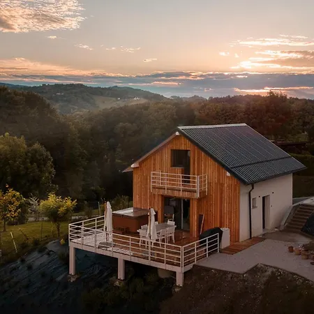Шале With Amazing View - Jacuzzi & Sauna *
