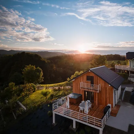 Retreat With Hot Tub & Sauna Zgornja Kungota