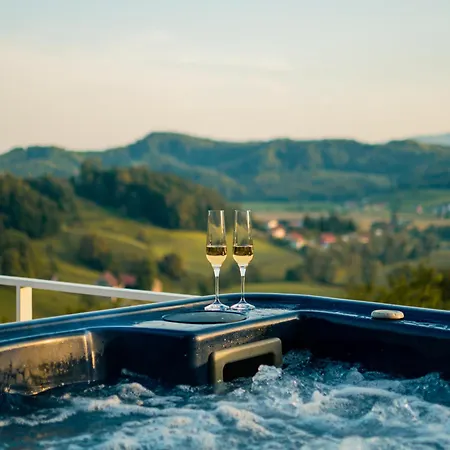 Retreat With Hot Tub & Sauna * Zgornja Kungota