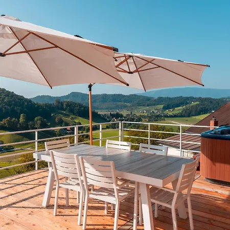 With Amazing View - Jacuzzi & Sauna Шале *