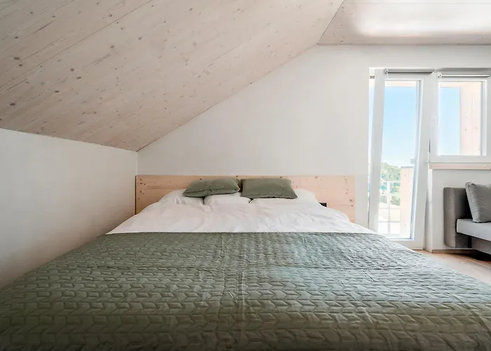 Retreat With Hot Tub & Sauna * Zgornja Kungota