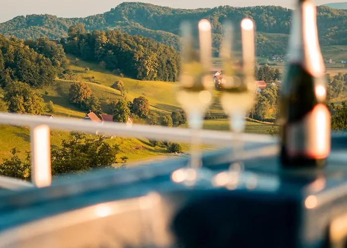 Dağ evi Retreat With Hot Tub & Sauna Zgornja Kungota