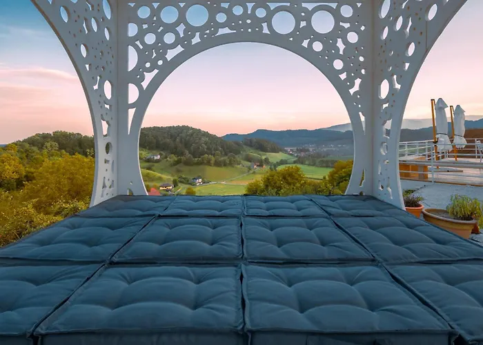 Retreat With Hot Tub & Sauna * Zgornja Kungota