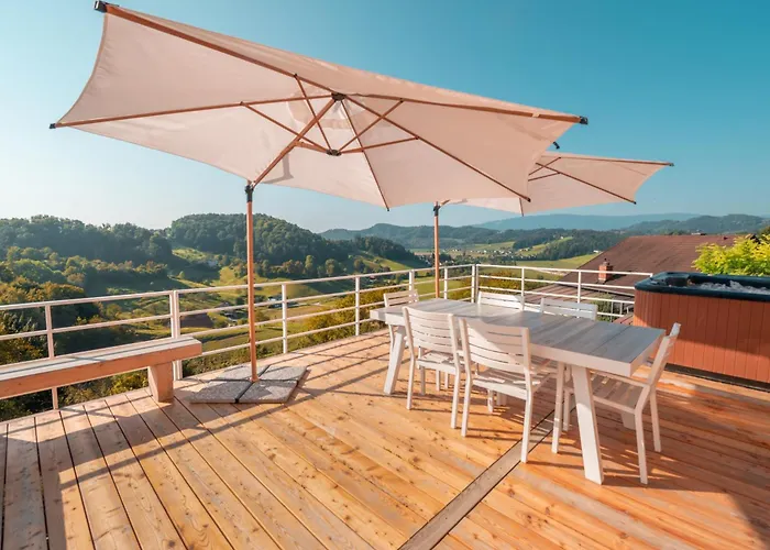 Horská chata Retreat With Hot Tub & Sauna *