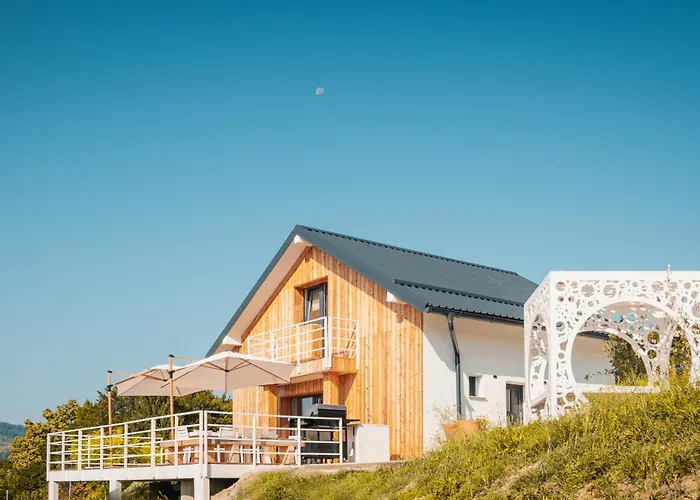 Horská chata Retreat With Hot Tub & Sauna *